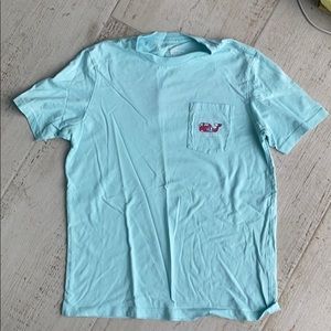 Vineyard Vines t-shirt